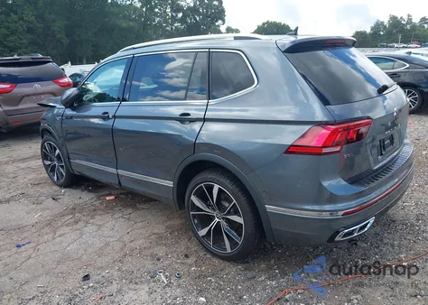 2024 Volkswagen Tiguan 2.0T Sel R-Line z USA, uszkodzony, nr VIN 3VV4B7AX3RM021453